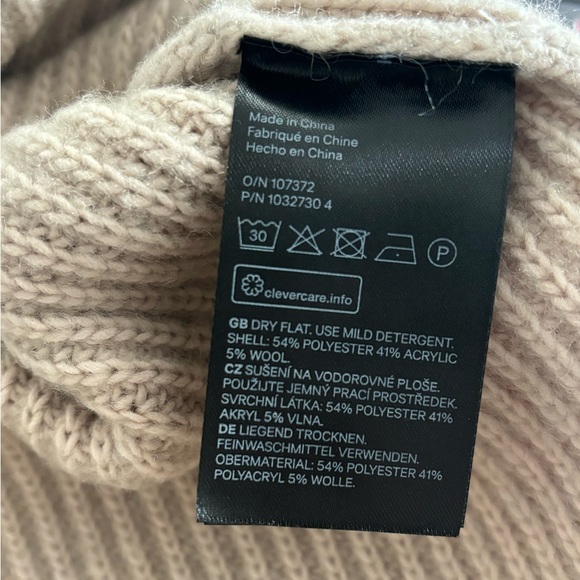 H&M Knit Sweater Dress - Picture 5 of 5